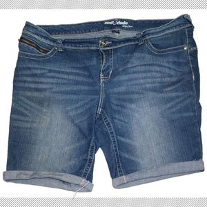 Ariya Blue Jean Shorts